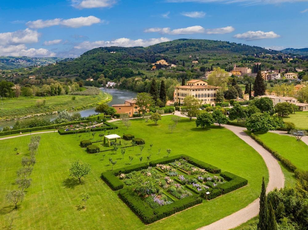 Hotel La Massa 5*